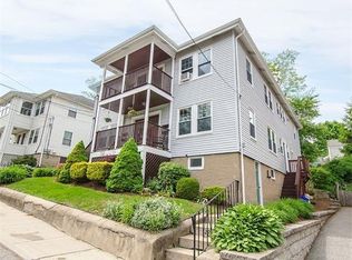 30 Sterling Rd UNIT 4, Waltham, MA 02451