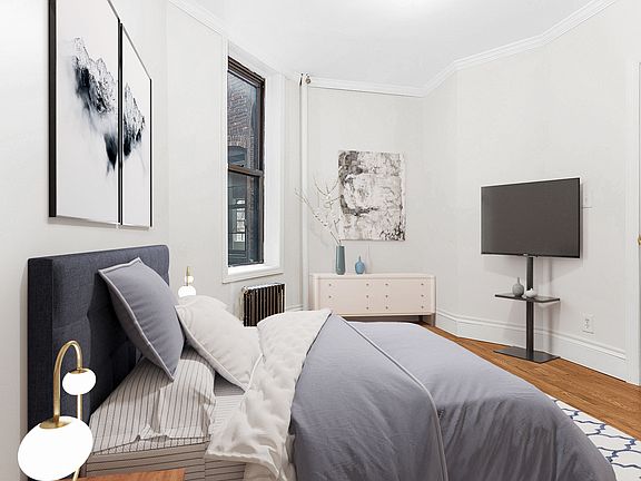 3rd image of 311 E 93rd St APT 3S