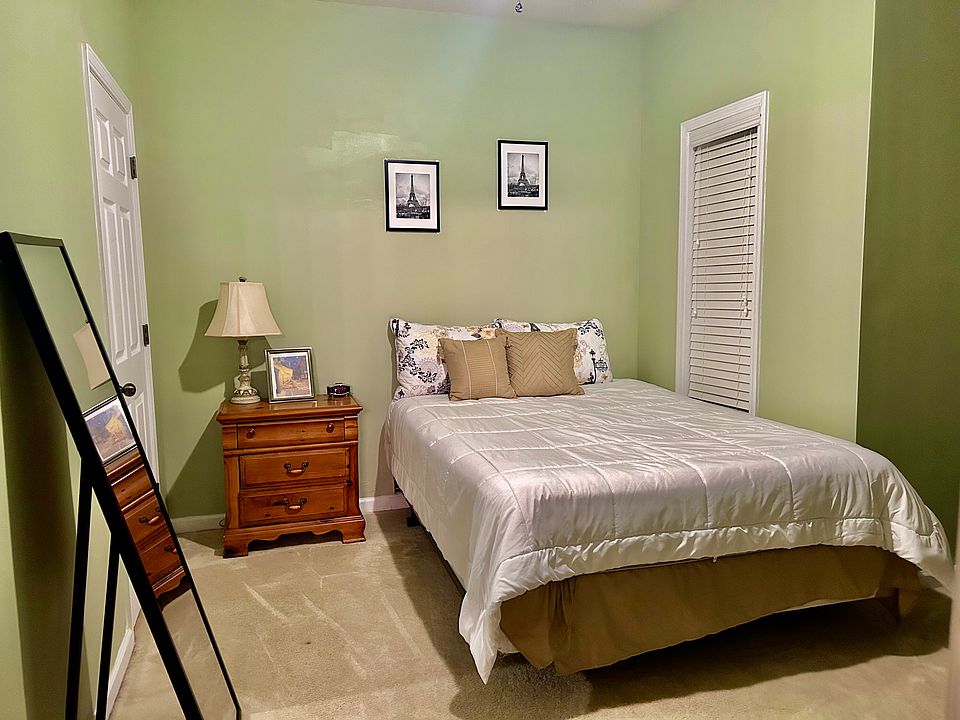 2nd image of 1938 Bay Beauty Ln
