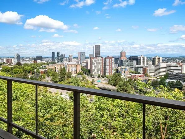 2330 SW Hoffman Ave, Portland, OR