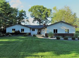 24476 Butternut Dr, Sturgis, MI 49091