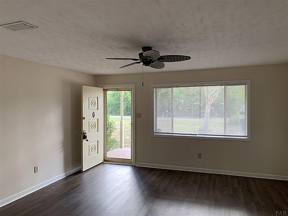 2nd image of 11501 Pierpoint Ave
