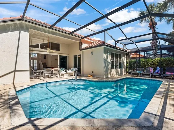 8824 Ventura Way, Naples, FL 34109