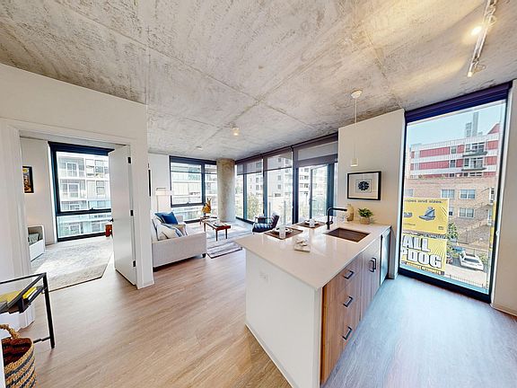 4th image of 1720 S Michigan Ave APT 608