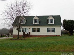 303 Millbridge Cir, China Grove, NC 28023