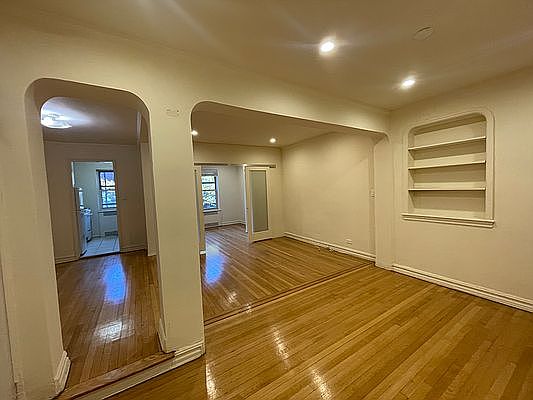 2nd image of 6864 Yellowstone Blvd APT A17