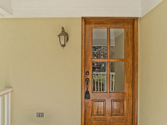 5th image of 14143 Oak Street