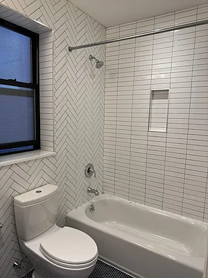 Rented by Avenues Real Estate | media 13