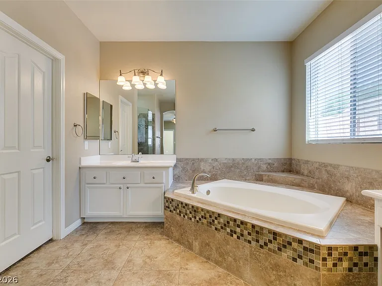 2255 Calistoga Ct — Photo 29