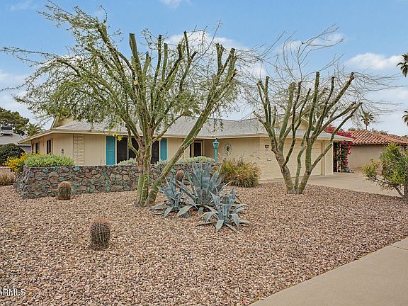 2nd image of 10505 W CAMEO Drive