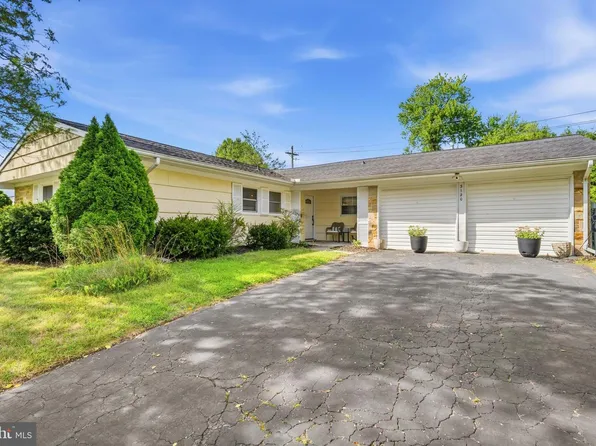 3120 Trinity Dr, Bowie, MD 20715