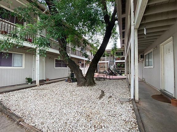 2nd image of 205 Avondale St APT 6