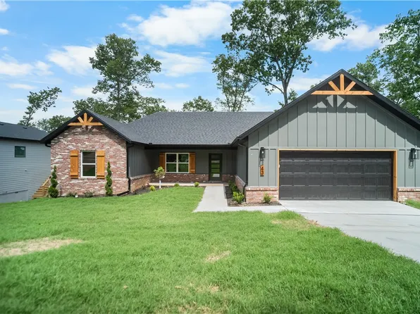 43 Hollow Way Dr, Bella Vista, AR 72715