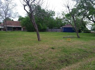 510 Circle Dr, La Porte, TX 77571