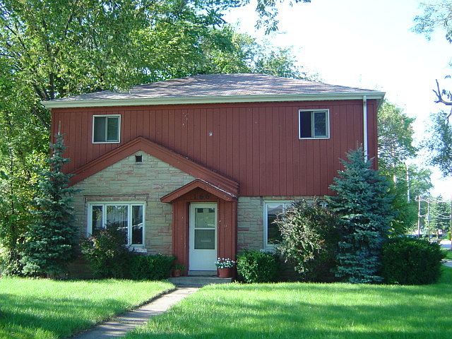 1st image of 166 Parkview Dr