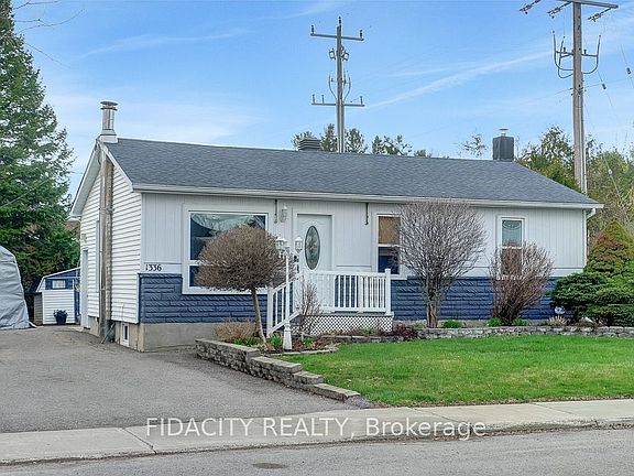2nd image of 1336 Saint Jacques Rd
