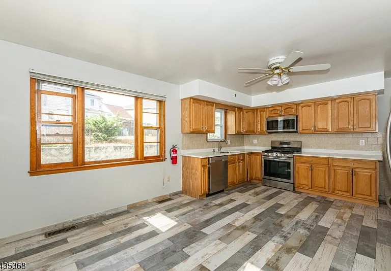 3 Vivian Ct — Photo 13