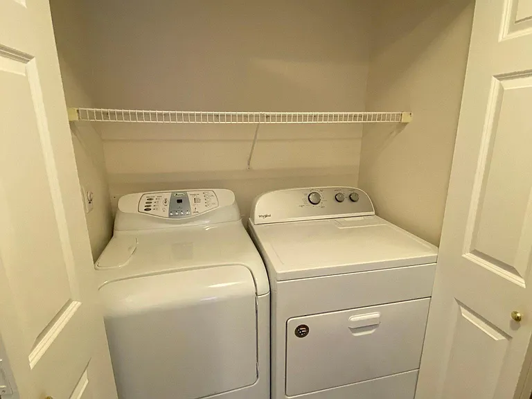 18501 SE Newport Way #J242 — Photo 11