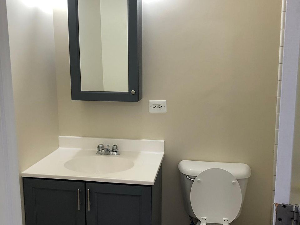 1st image of 1016 E 62nd St #1