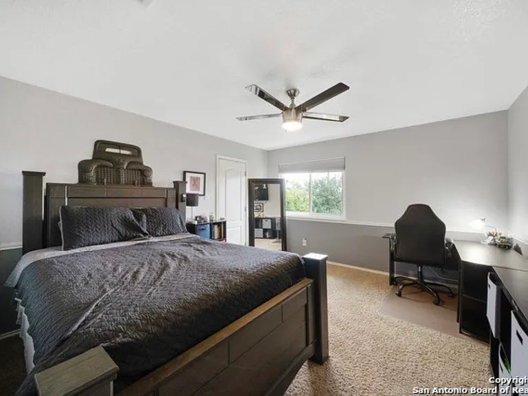 10415 Shire Country — Photo 27