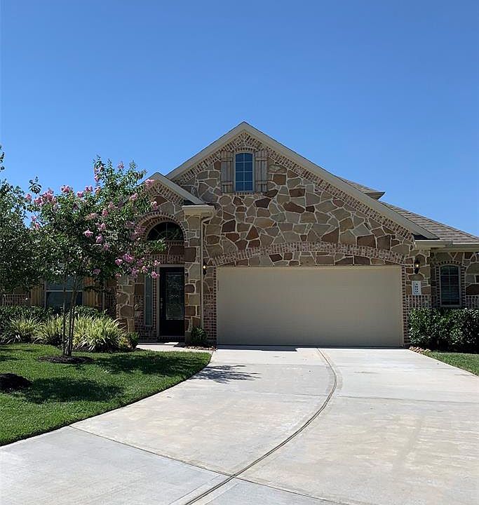 1st image of 3809 Evergreen Way