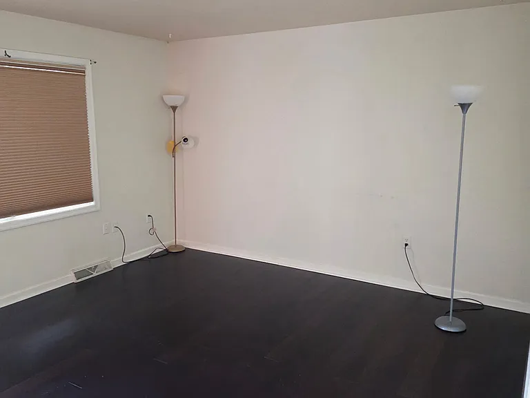 114 Millview Ct — Photo 3