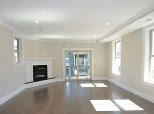 152 M St, South Boston, MA 02127