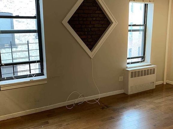 4th image of 585 E 21st St APT 5D