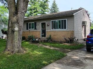 3422 Radford Dr, Lansing, MI 48911