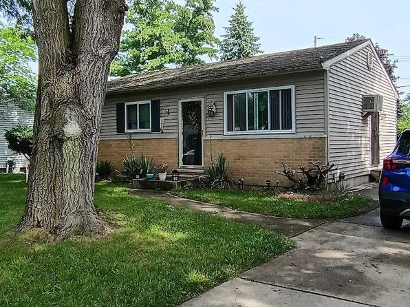 3422 Radford Dr, Lansing, MI 48911
