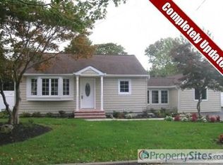 48 Lincoln Rd, Patchogue, NY 11772