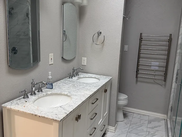 2525 Stanford Ct — Photo 3