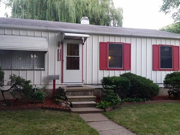 2nd image of 4009 S Deerfield Ave