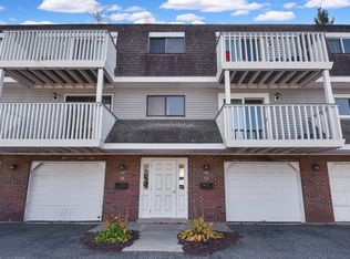 48 Churchill Dr #48, Newington, CT 06111