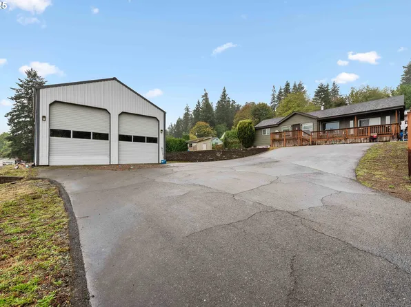 93660 McKenna Ln, Coos Bay, OR 97420