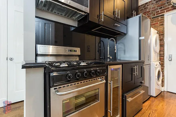 Rented by Centennial Properties NY | media 6