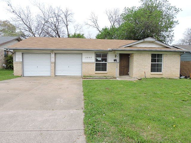 1st image of 2807 Buena Vista Dr
