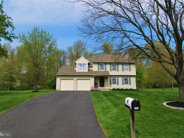 5469 Wildwood Xing, Pipersville, PA 18947