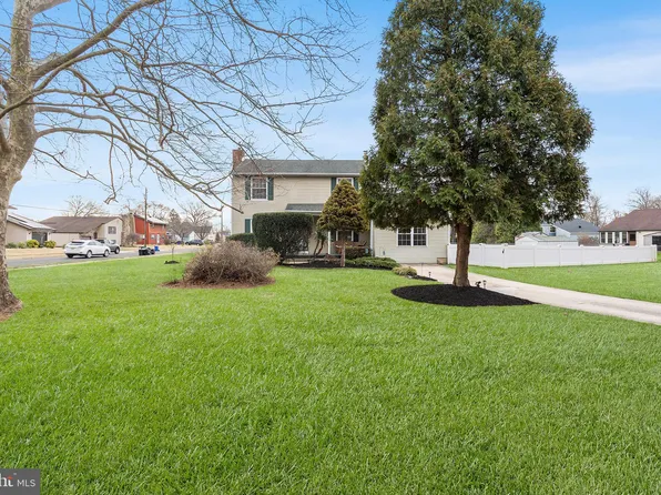 112 Carter Ave, Gibbstown, NJ 08027