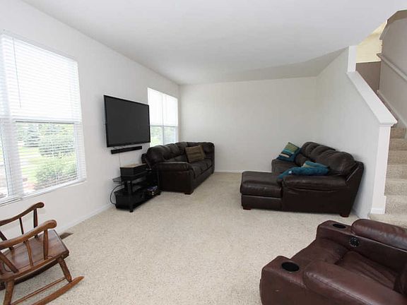 2nd image of 1515 Cambria Ct