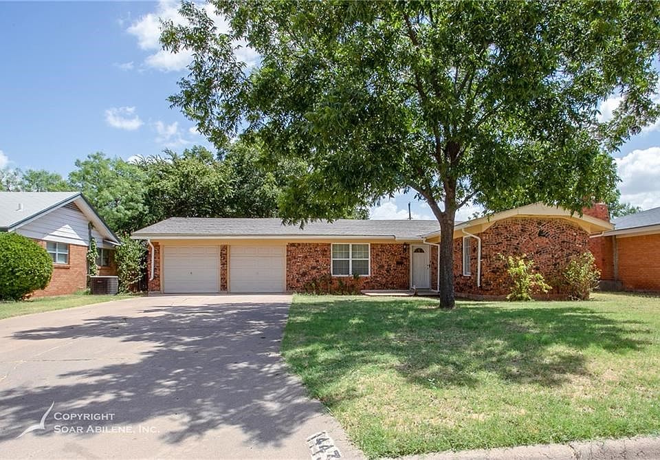 1443 Mimosa Drive