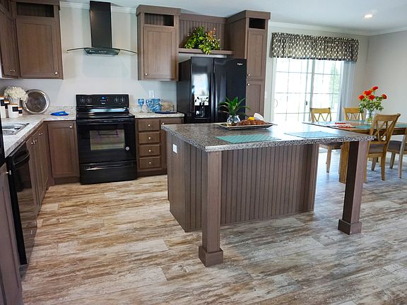 4th image of 5347 Laurel Oak Dr