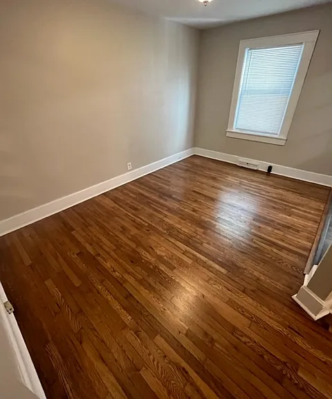 610 Park Ave — Photo 8