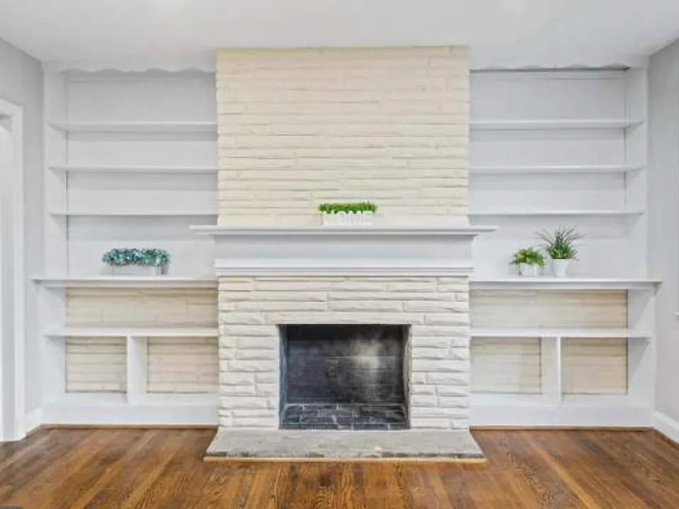 1193 Granville Rd