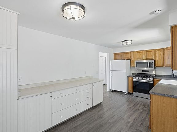 2nd image of 3671 W Cordele Cir