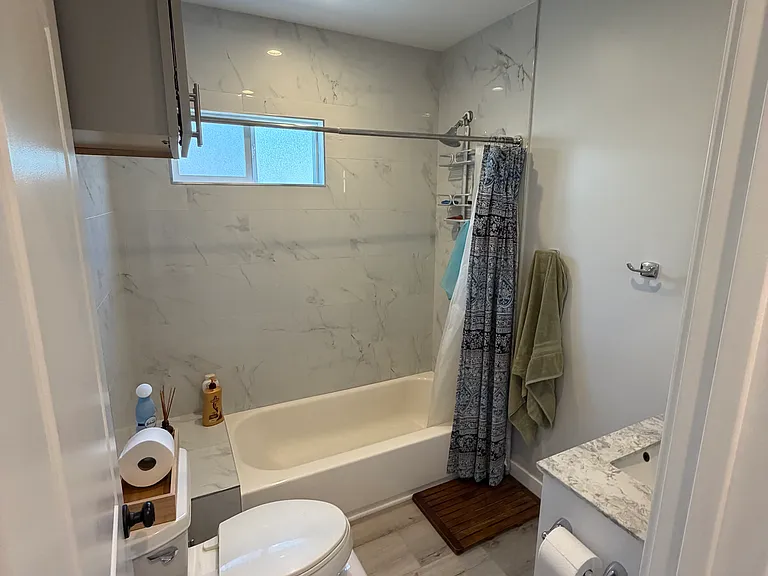 713 S Columbus Ave #713 — Photo 16