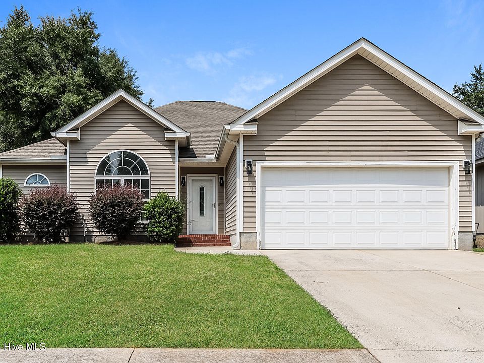 1st image of 253 Spring Oak Lane