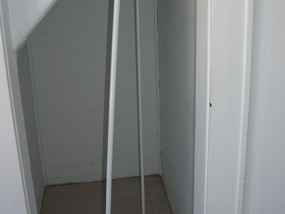 1st image of 428 N Peninsula Dr