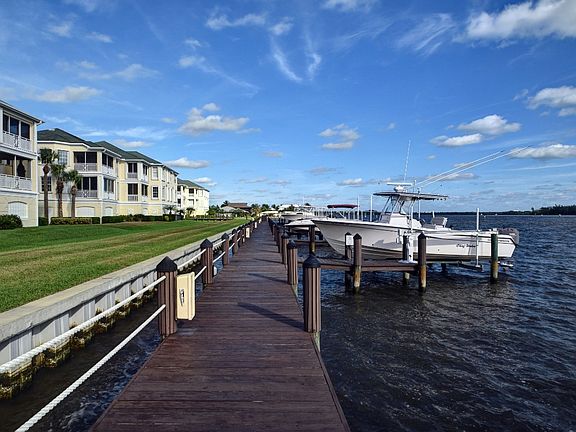 2nd image of 1900 Tarpon Ln Unit 3-204