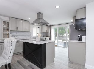 143 Redlands St, Springfield, MA 01104